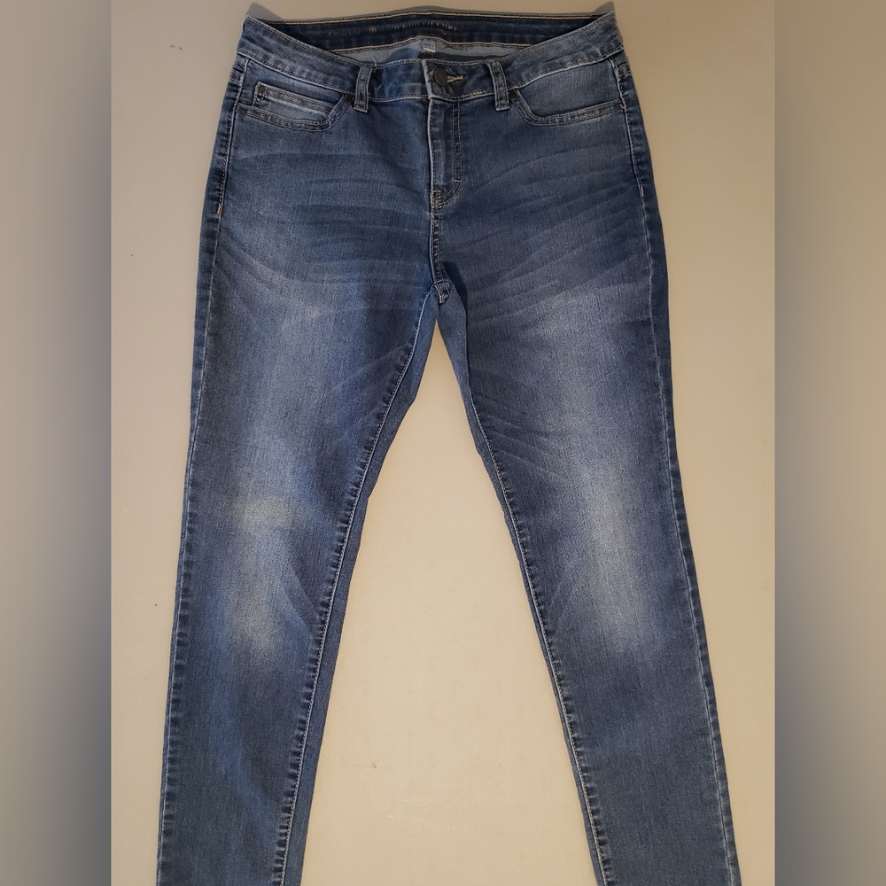 Jennifer Lopez Classic Blue Women's Jeans